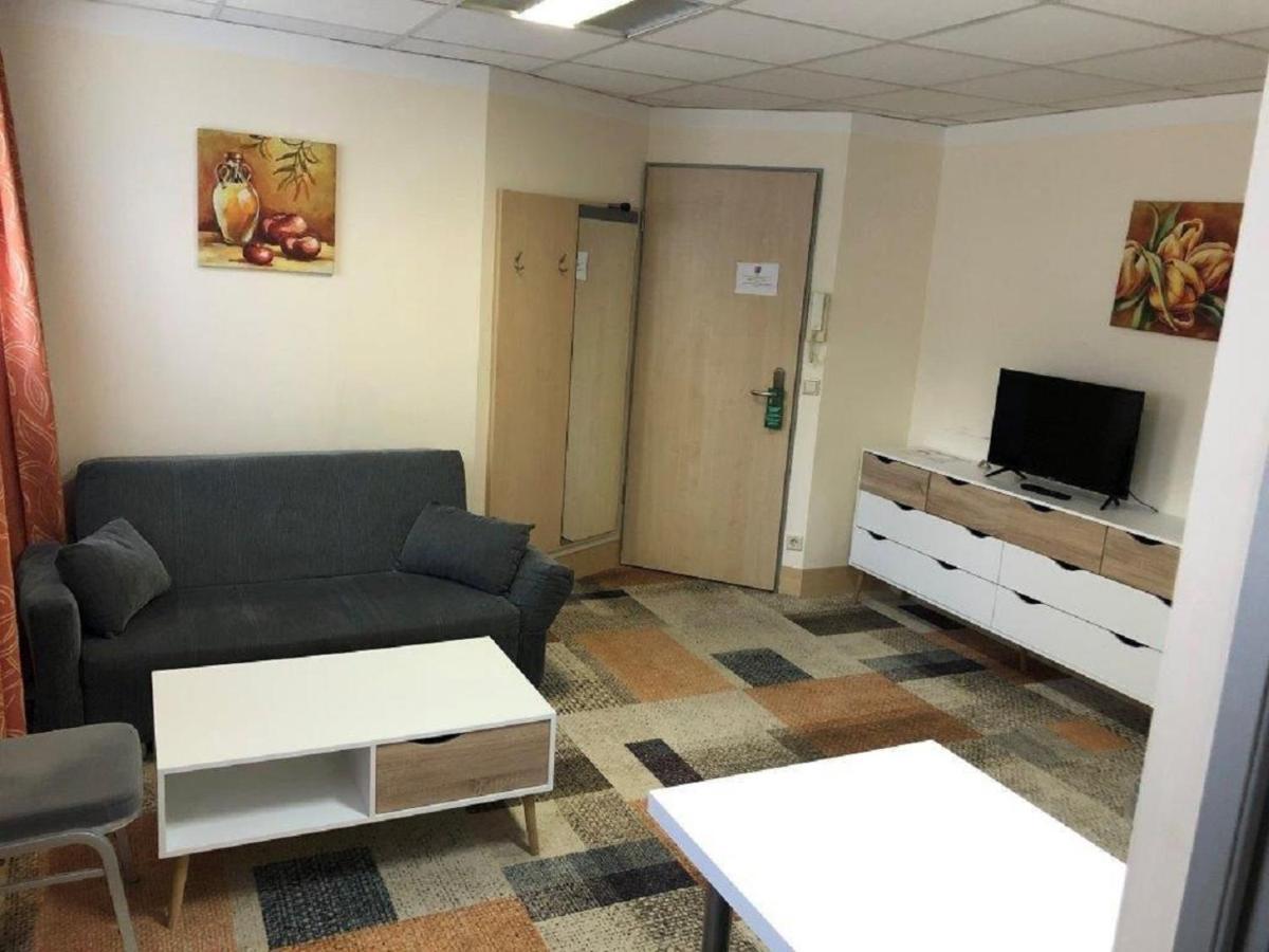 Petul Apart Hotel Ernestine Essen Bagian luar foto