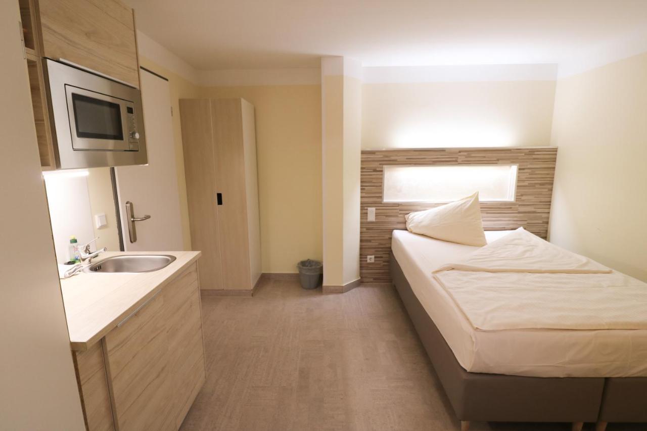 Petul Apart Hotel Ernestine Essen Bagian luar foto
