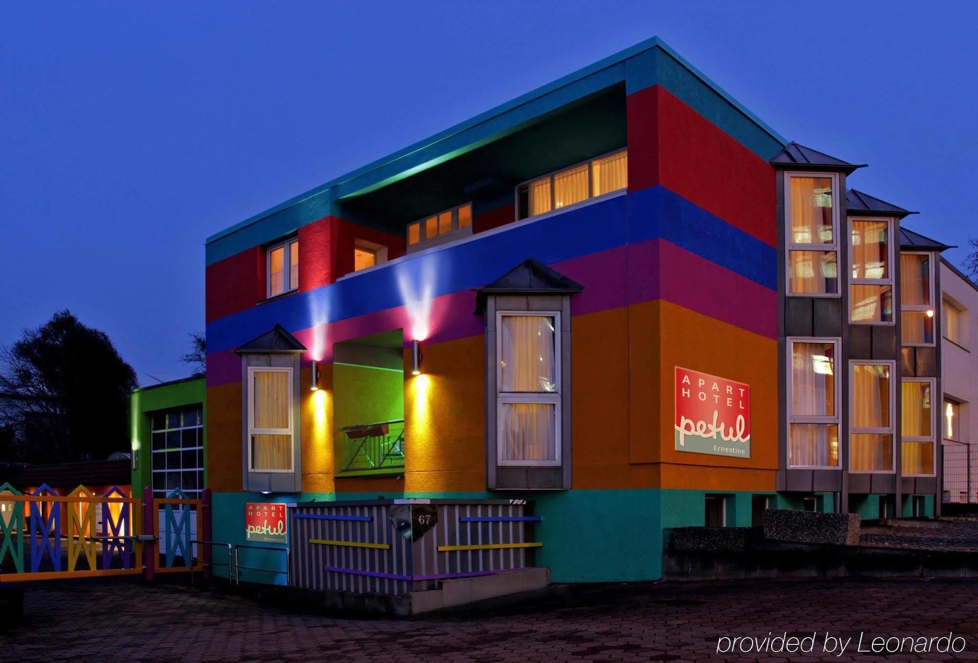 Petul Apart Hotel Ernestine Essen Bagian luar foto
