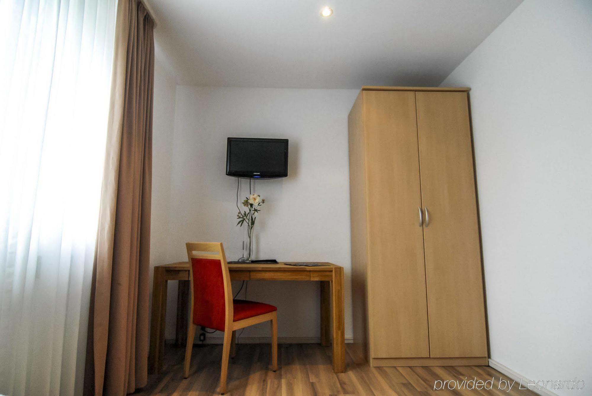 Petul Apart Hotel Ernestine Essen Bagian luar foto